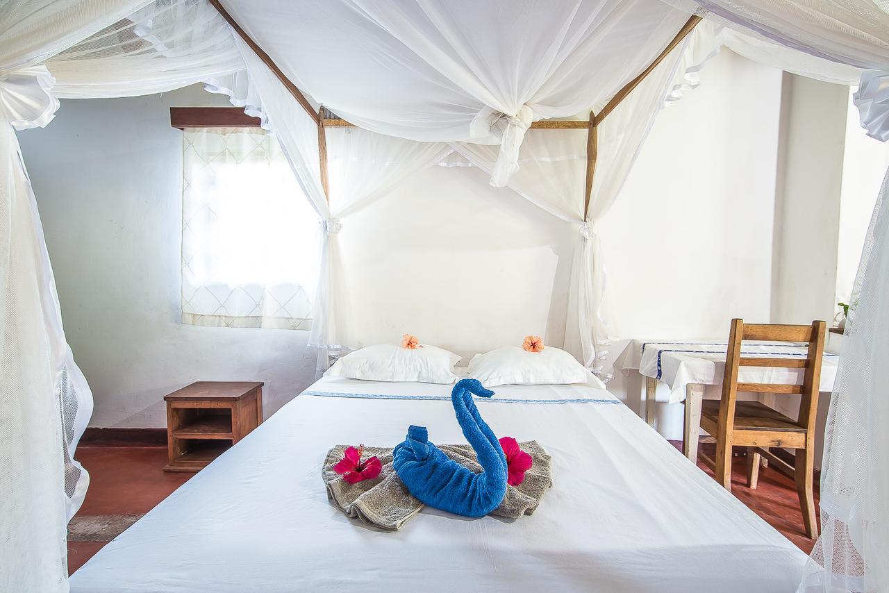 Hotel Le Lagon Foulpointe Екстериор снимка